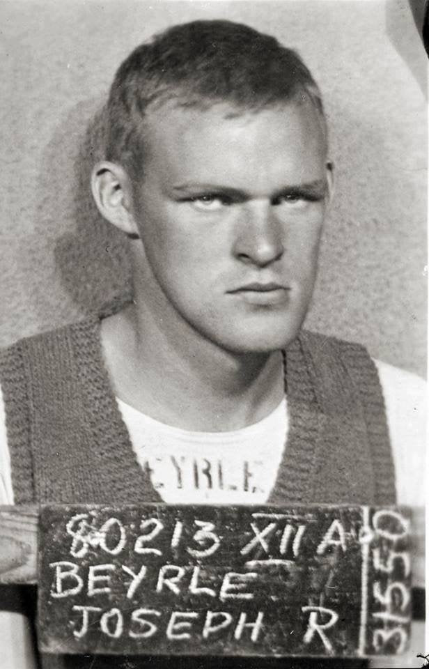 American Paratrooper POW that fought along side Soviets in WW2